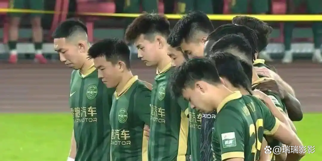 比拼激烈的赛季，谁能在赛场上大放异彩？的简单介绍